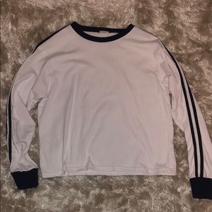 Brandy Melville t shirt